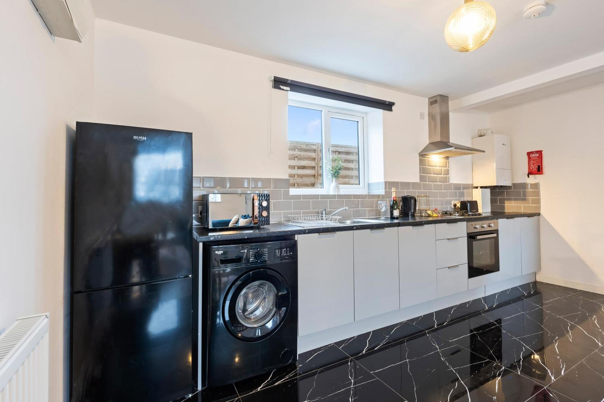 Stylish New Apartment - Free Wifi & Netflix - Top Rated - 3Mh Cradley Heath Zewnętrze zdjęcie